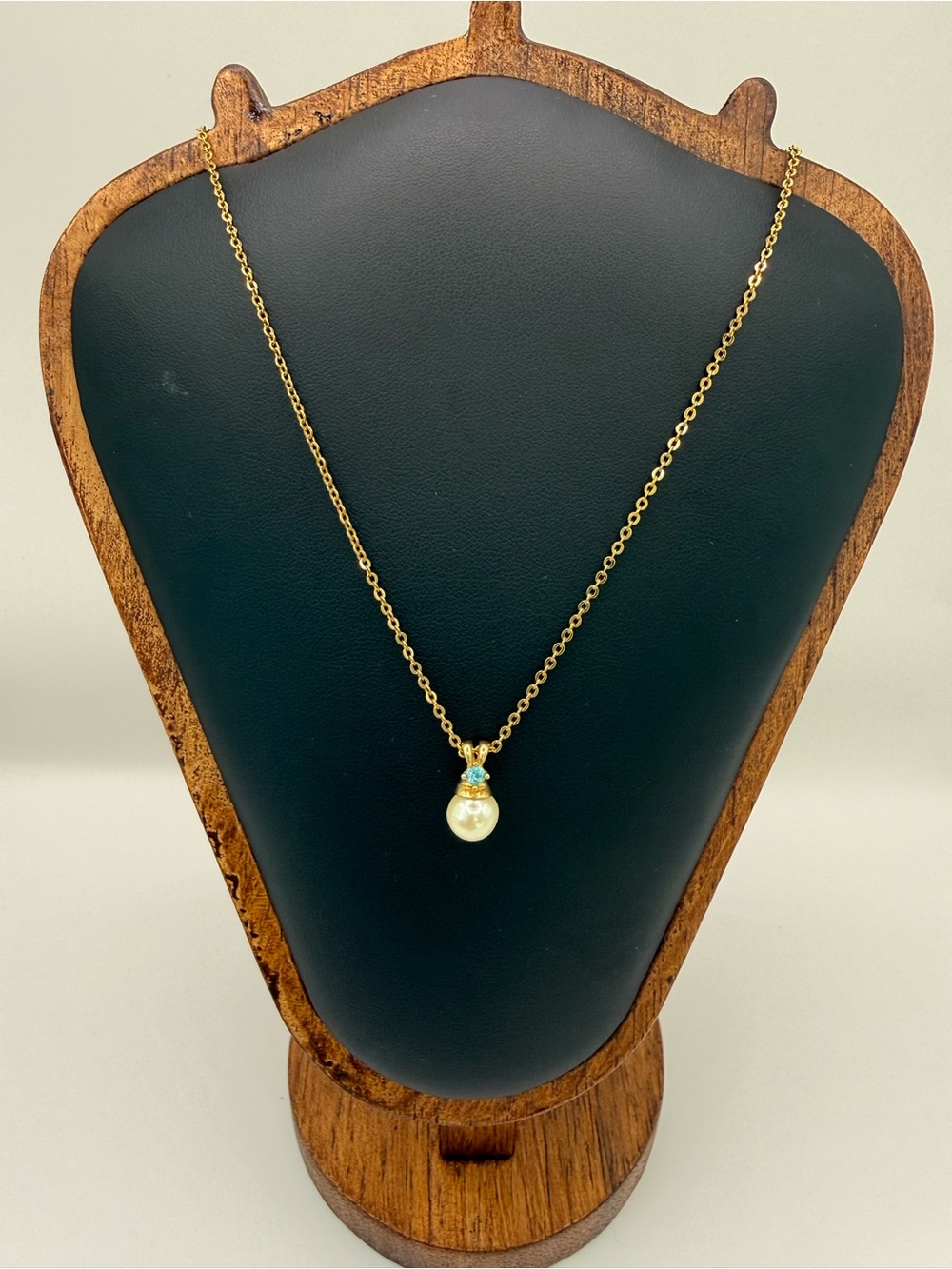 Avon Gold-Tone Pearl Drop Necklace with Turquoise Accent